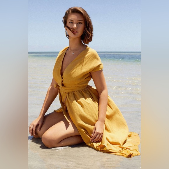 Urban outfitters Gabriella yellow linen wrap midi dress - Picture 3 of 12